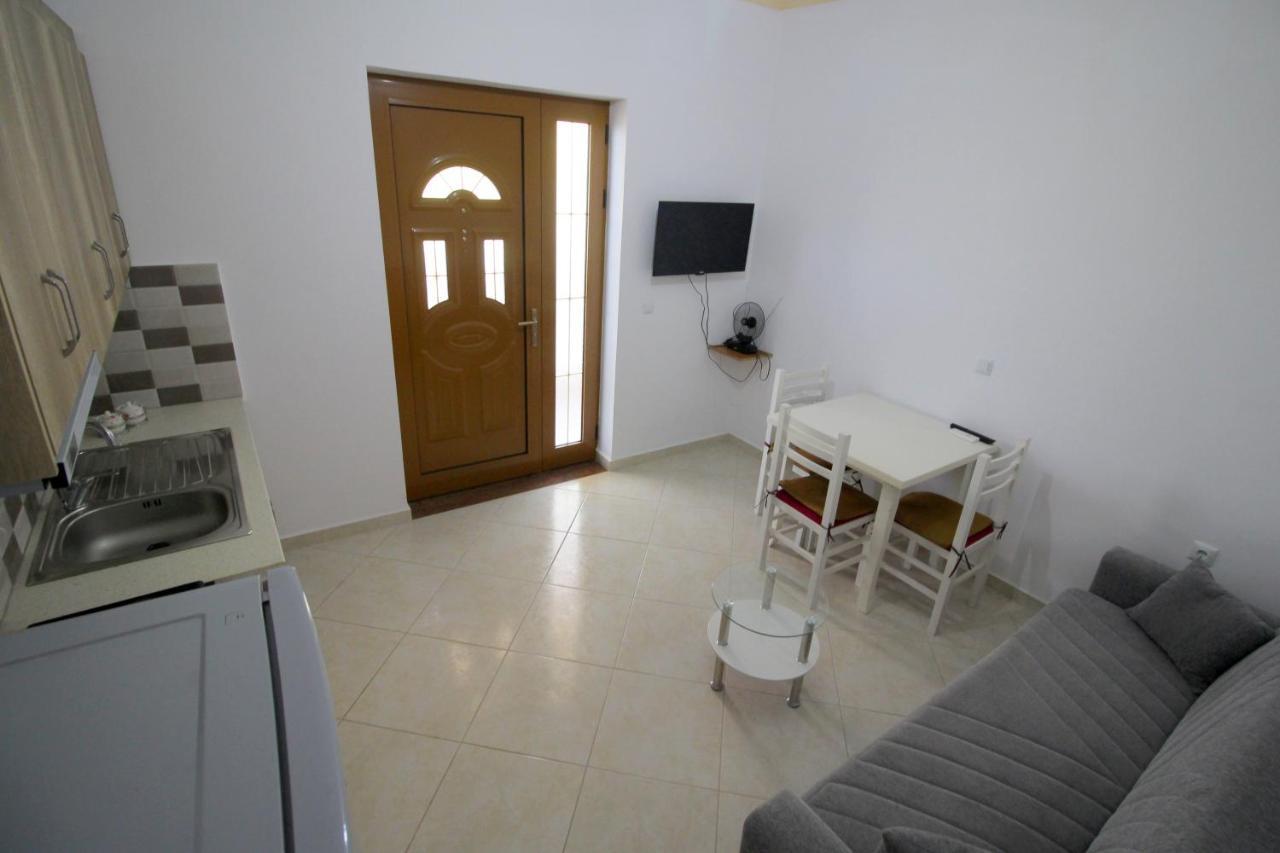 Villa 24 Sarandë Eksteriør bilde
