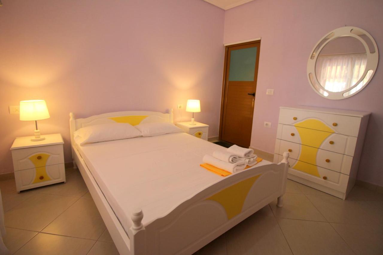 Villa 24 Sarandë Eksteriør bilde