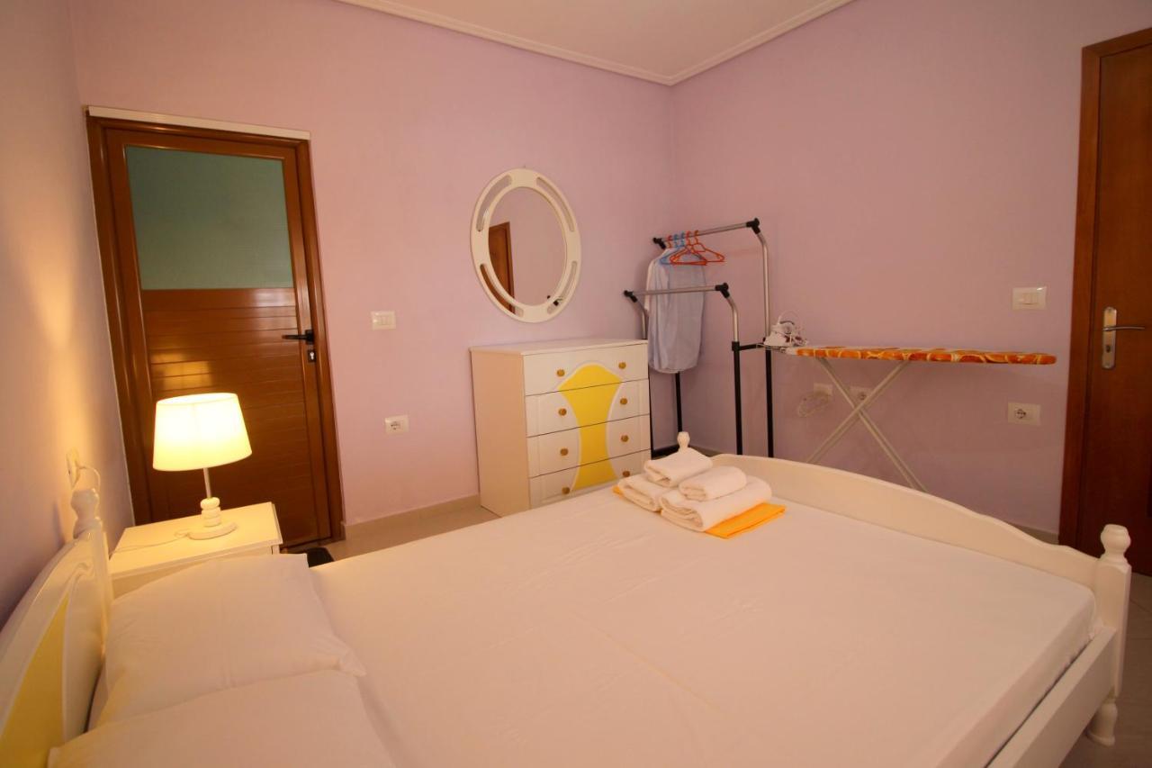 Villa 24 Sarandë Eksteriør bilde